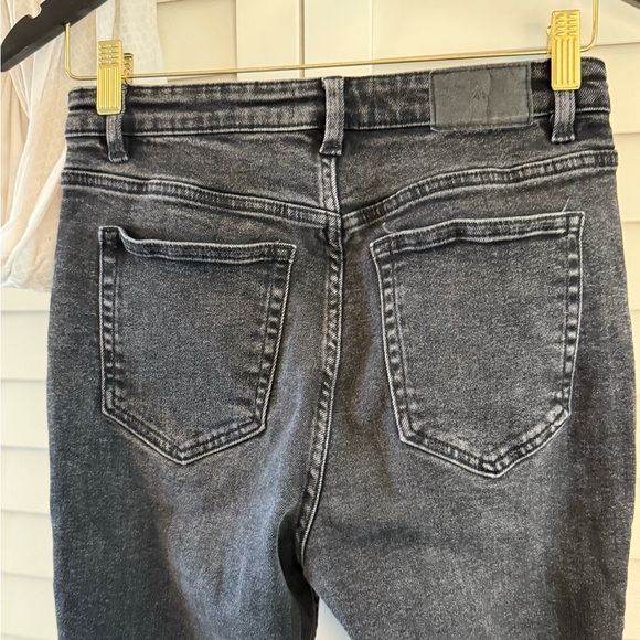 Zara Faded Black High Rise Straight Leg Women's Jeans Size 6 - Picture 5 of 5